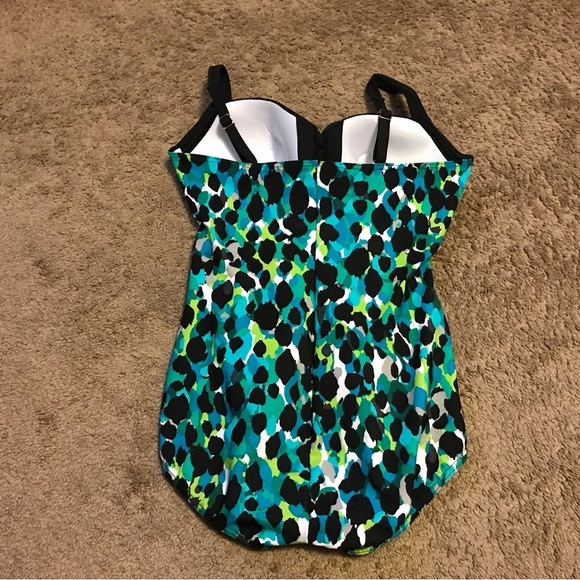Miracle Suit Women’s Swimwear - Picture 3 of 7